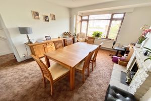 Dining Room- click for photo gallery